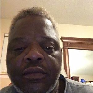 Meet your Posher, Kenneth